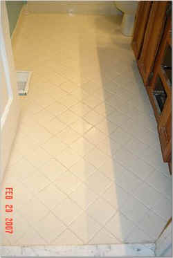 floor before 01.jpg (15029 bytes)